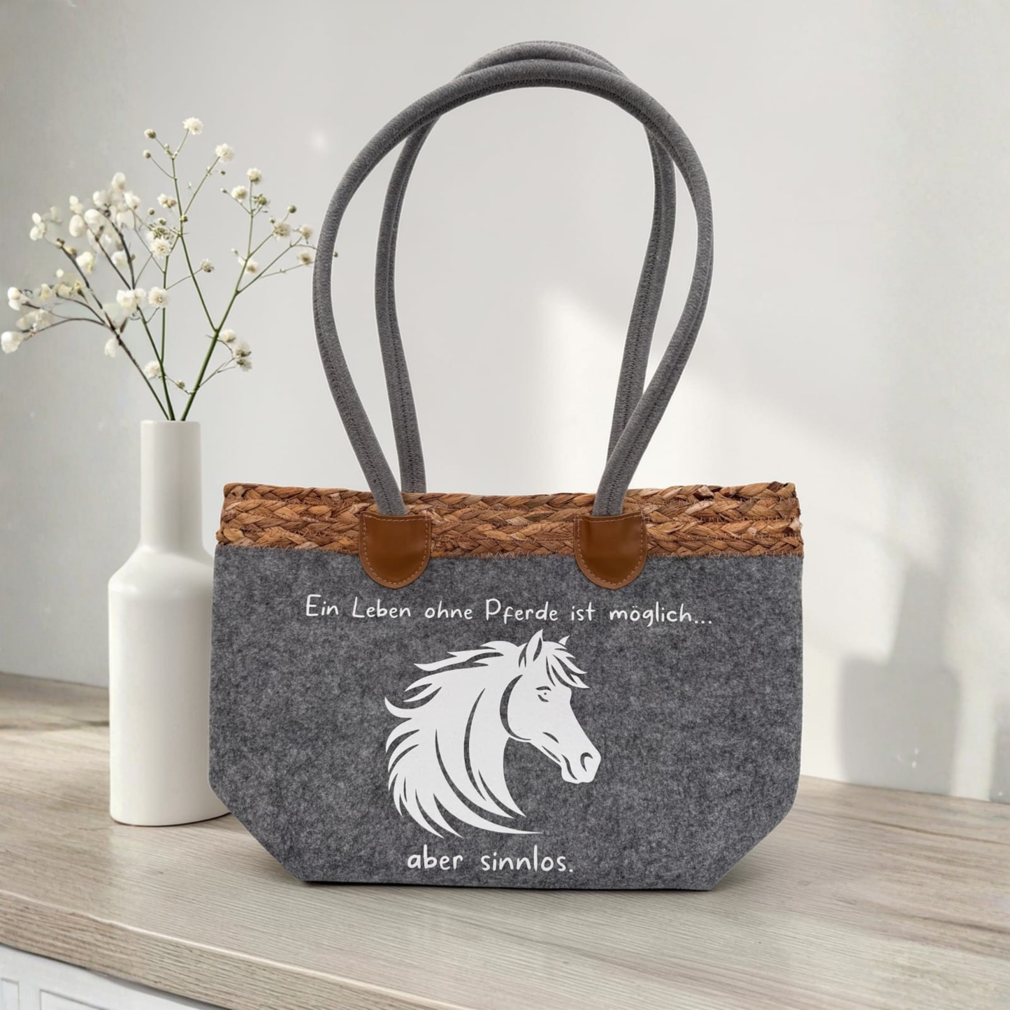 Filztasche mit Bund - Ein Leben ohne Pferde ist möglich... aber sinnlos.