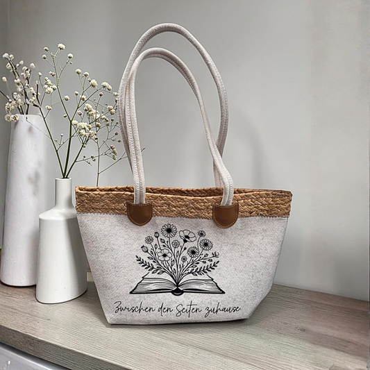 Filztasche mit Bund - Zwischen den Zeilen zuhause