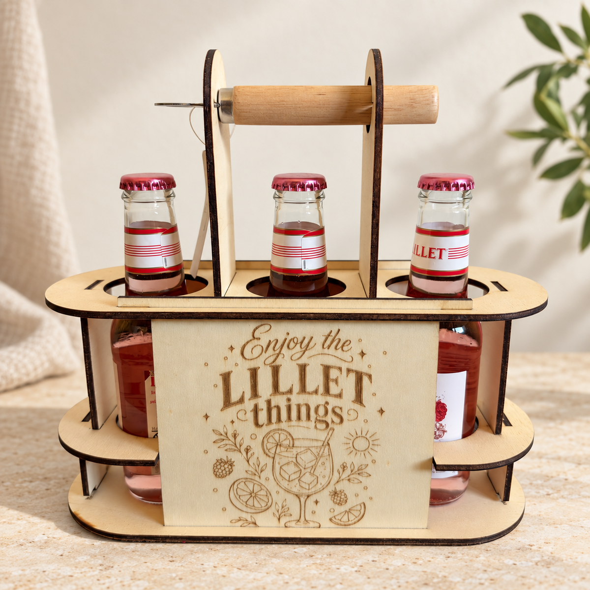 Holz-Tragerl für Lillet 0,2l Flaschen mit Flaschenöffner
